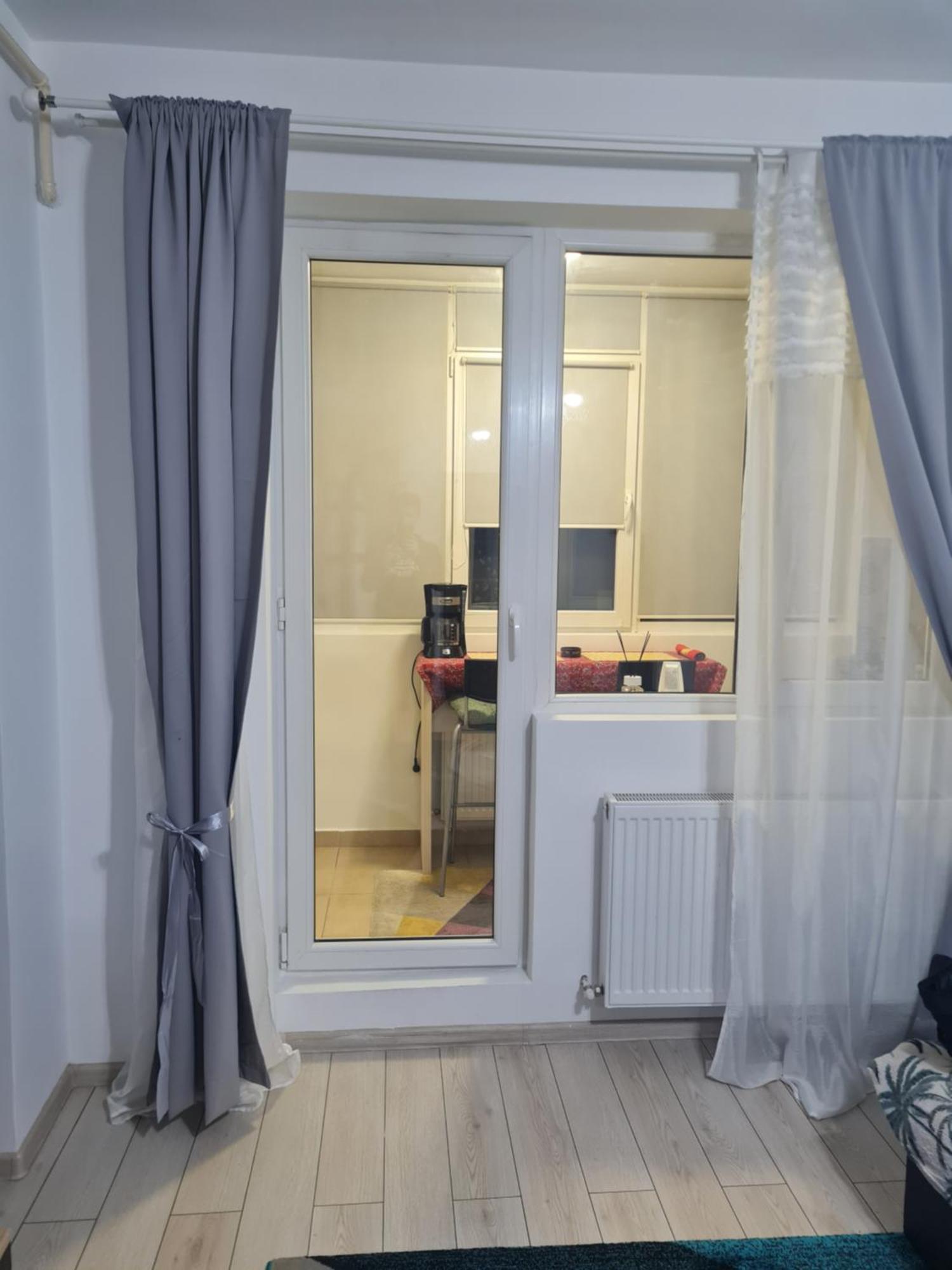 Luxury 1 Bedroom Apartment Roşu Esterno foto
