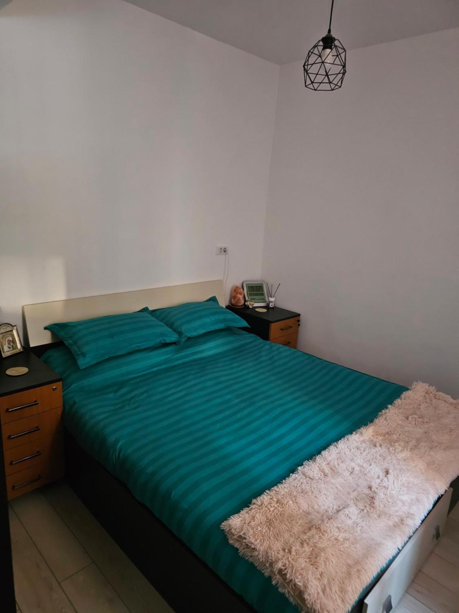 Luxury 1 Bedroom Apartment Roşu Esterno foto